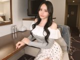 セフレを嫉妬させたくてAV出演…！？！？港町に降り立った激美女、その港に愛液放流させよっか。手マンにクンニでドバドバにおま●こを濡らして即挿入OK！！激美女に激ピスかましてアンアン大絶叫！！ 【初撮り】ネットでAV応募→AV体験撮影 2406